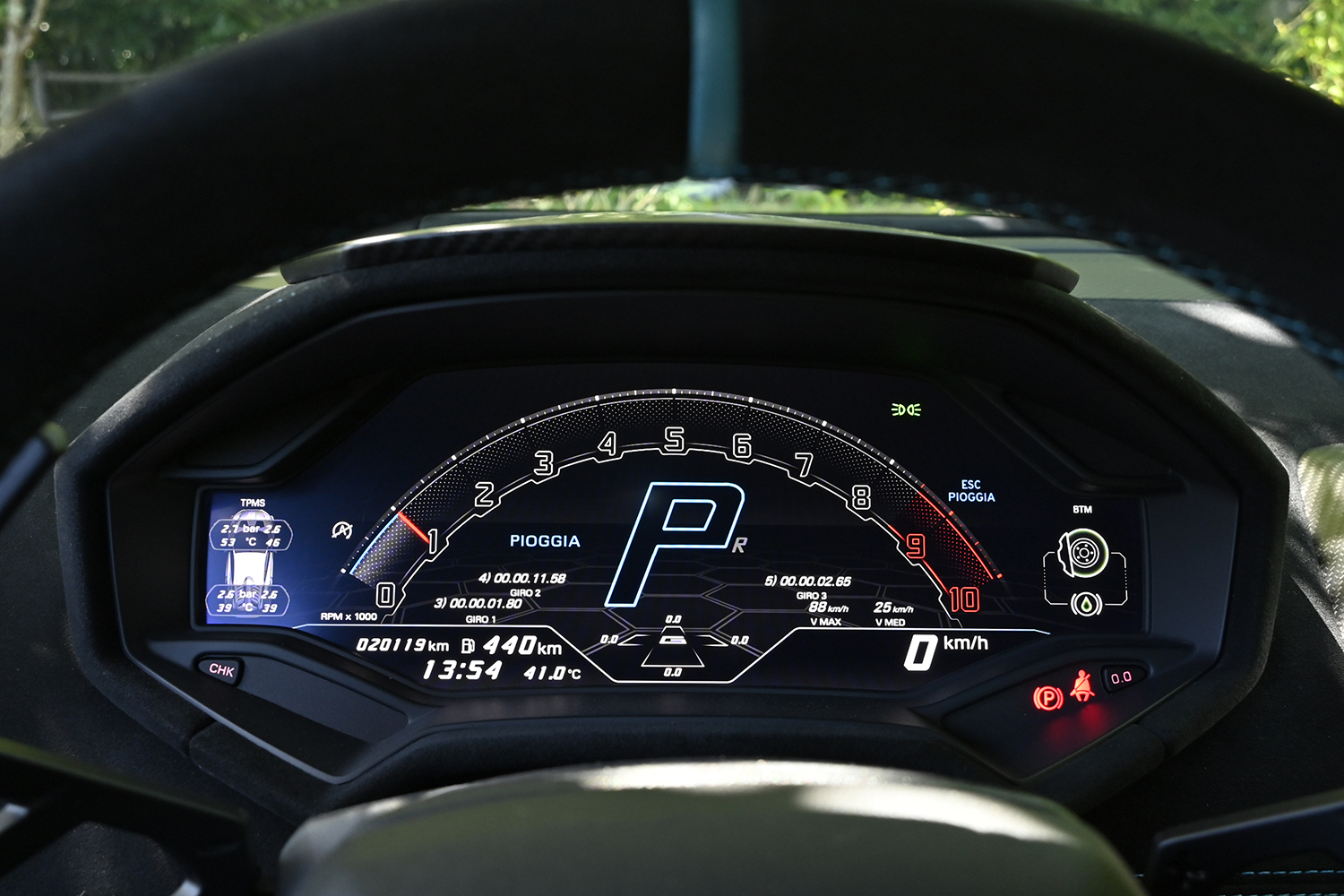 ランボルギーニ・ウラカンに試乗して後世に名を残す名車であることを確信した 〜 画像25