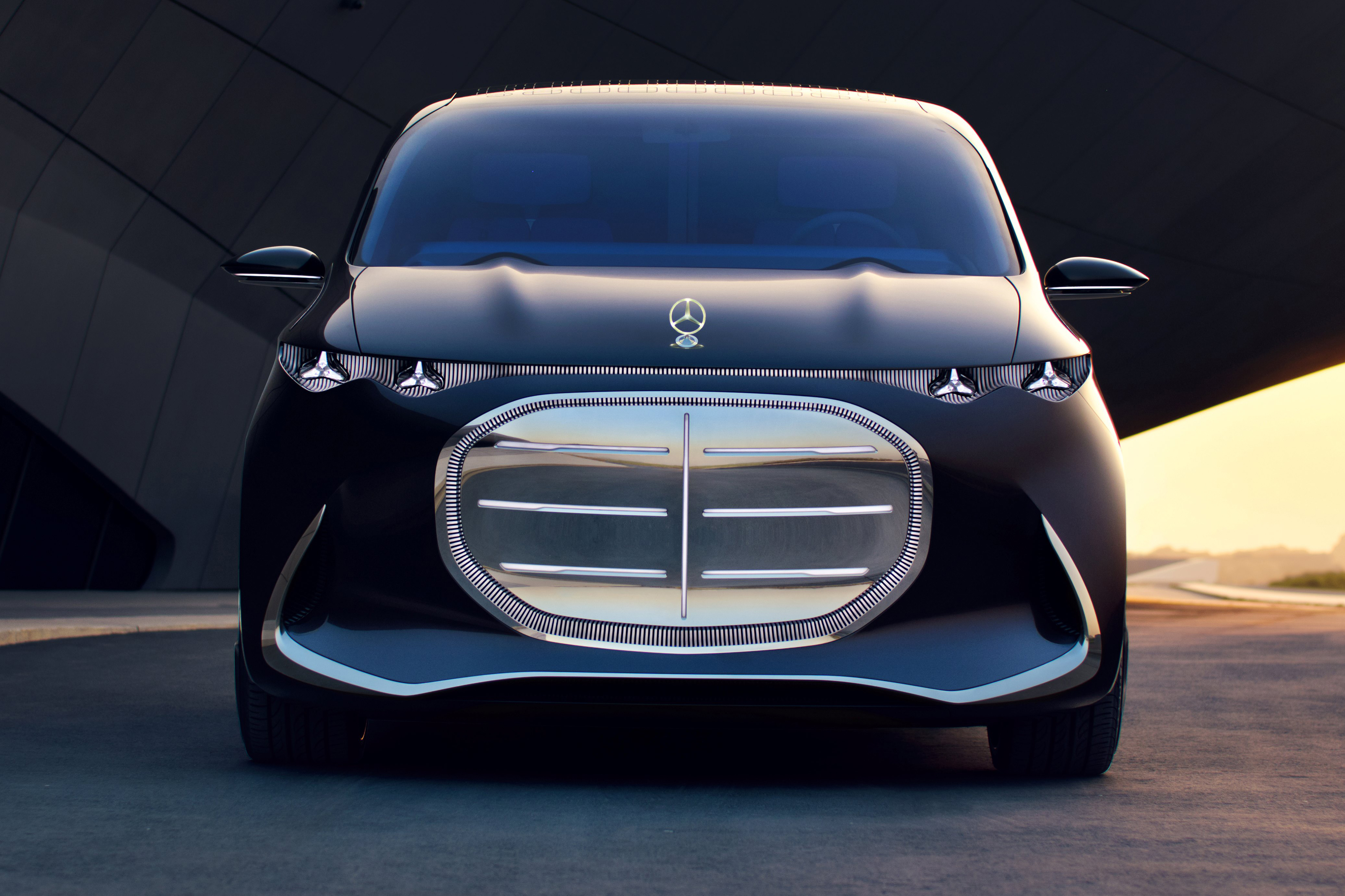 新型Ｖクラスを予感させるコンセプトカー「ビジョンＶ」がゴージャスすぎだった 〜 画像30