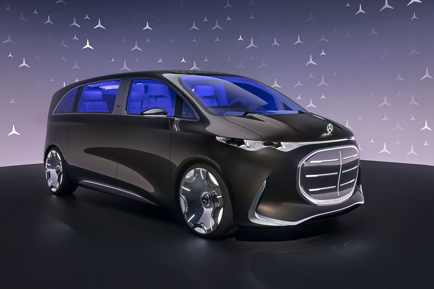 新型Ｖクラスを予感させるコンセプトカー「ビジョンＶ」がゴージャスすぎだった 〜 画像39