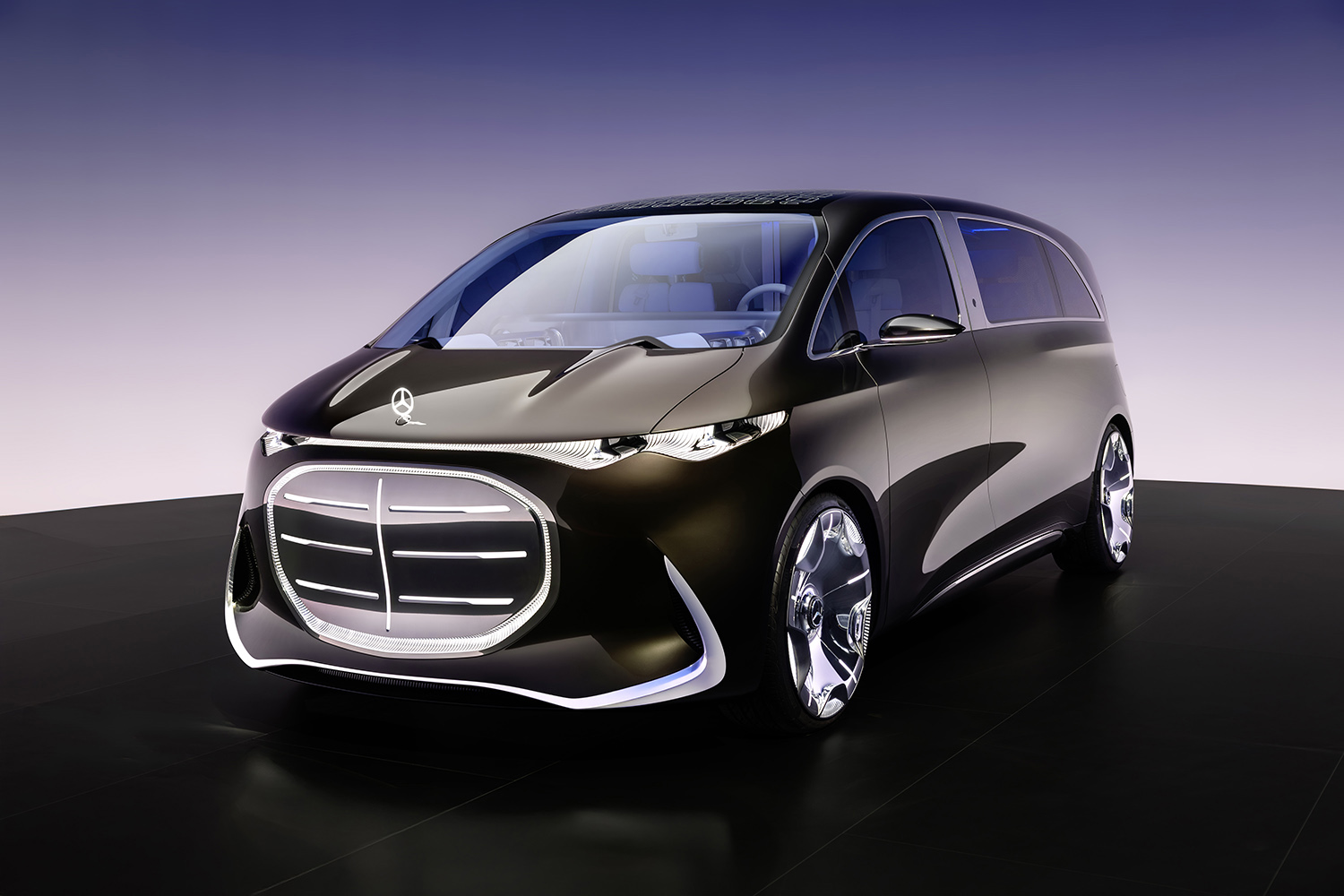 新型Ｖクラスを予感させるコンセプトカー「ビジョンＶ」がゴージャスすぎだった 〜 画像40