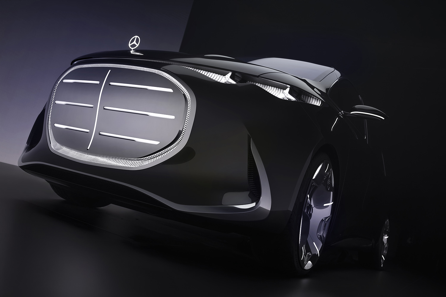 新型Ｖクラスを予感させるコンセプトカー「ビジョンＶ」がゴージャスすぎだった 〜 画像48