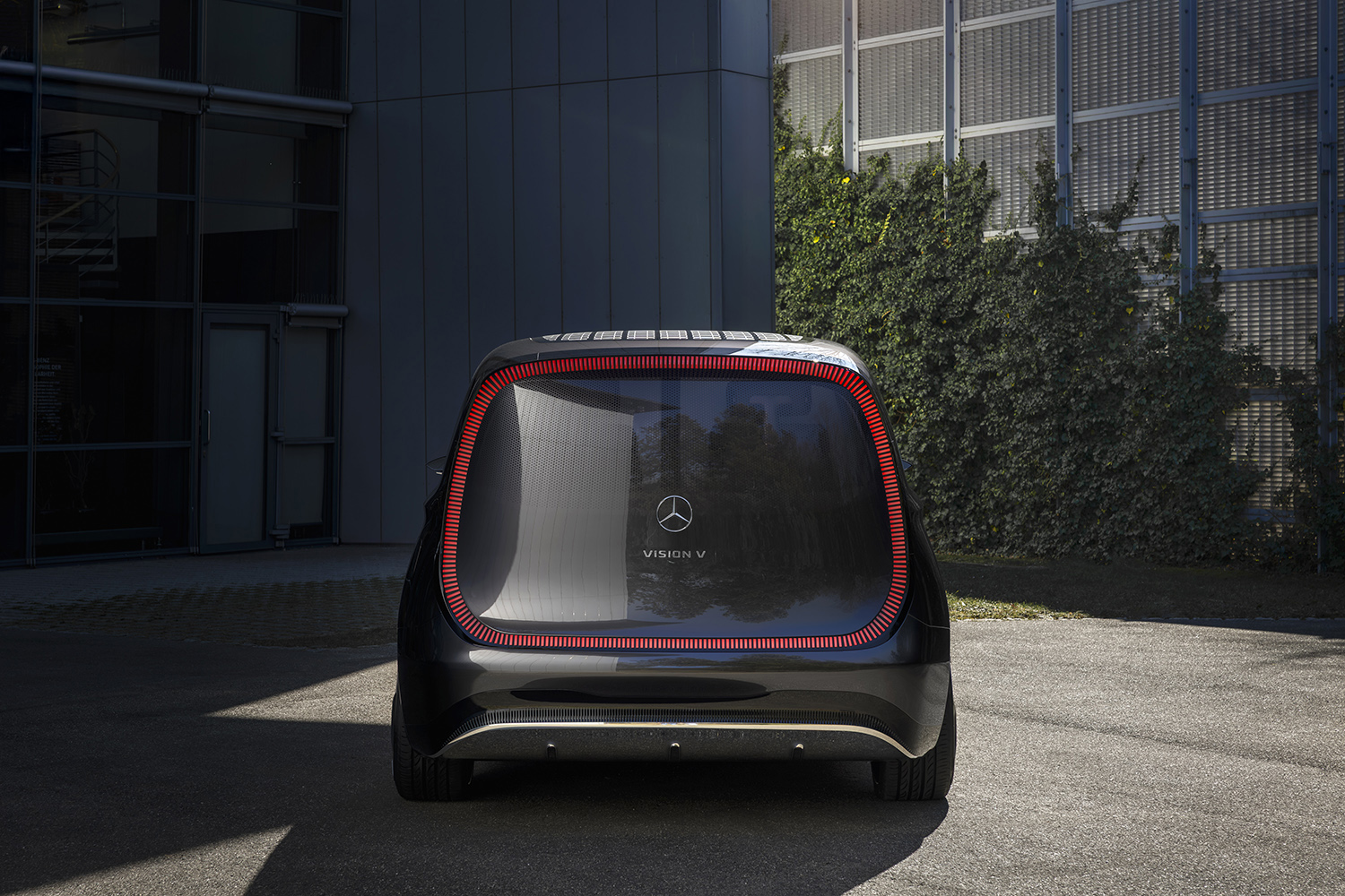新型Ｖクラスを予感させるコンセプトカー「ビジョンＶ」がゴージャスすぎだった 〜 画像82