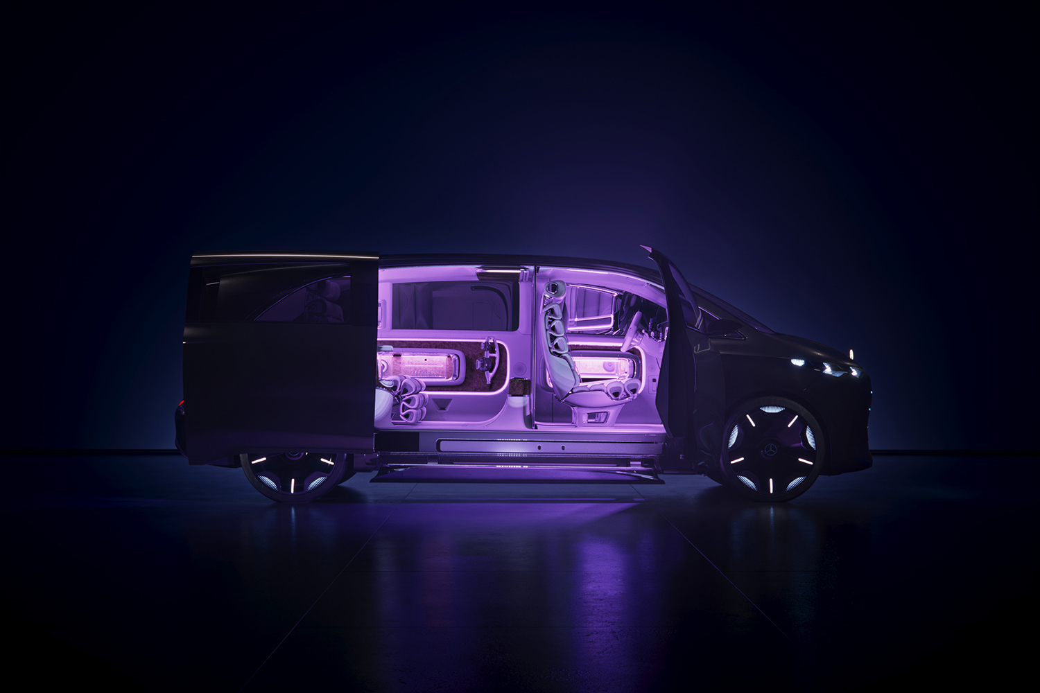 新型Ｖクラスを予感させるコンセプトカー「ビジョンＶ」がゴージャスすぎだった 〜 画像91