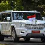 【画像】大統領公用車は兵器製造会社が作ったイカツイSUV！　自動車「生産」大国のインドネシアが自国量産メーカー立ち上げに突き進む!! 〜 画像5