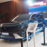【画像】大統領公用車は兵器製造会社が作ったイカツイSUV！　自動車「生産」大国のインドネシアが自国量産メーカー立ち上げに突き進む!! 〜 画像7