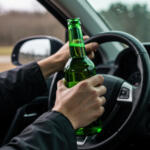 同乗するのもクルマを貸すのも罪になる！　飲酒運転と知りつつ止めなかった人の末路