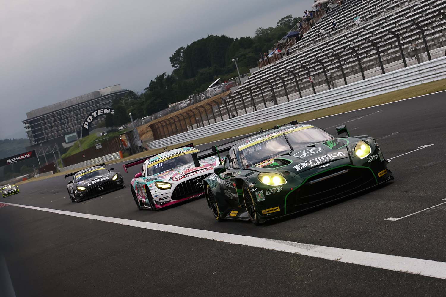 2025年スーパーGT第４戦「FUJI GT SPRINT RACE」は真夏の富士で50分間の白熱バトル！ 〜 画像10