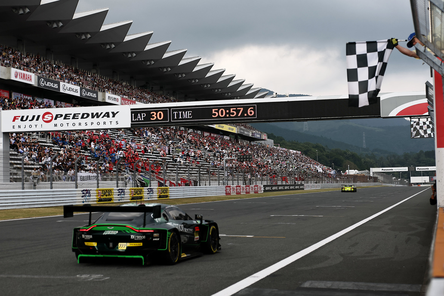 2025年スーパーGT第４戦「FUJI GT SPRINT RACE」は真夏の富士で50分間の白熱バトル！ 〜 画像35