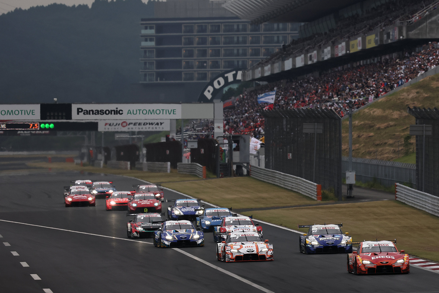 2025年スーパーGT第４戦「FUJI GT SPRINT RACE」は真夏の富士で50分間の白熱バトル！ 〜 画像124