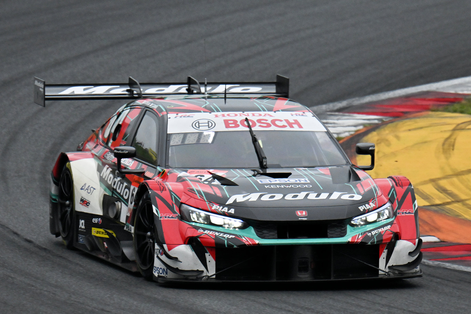 2025年スーパーGT第４戦「FUJI GT SPRINT RACE」は真夏の富士で50分間の白熱バトル！ 〜 画像134