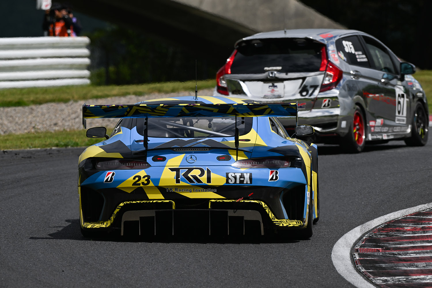 奥本選手のドライブするTKRI松永建設AMG GT3 〜 画像7