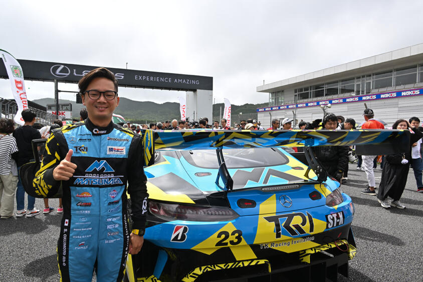 近ごろ増えているｅスポーツ出身……じゃなくRCカー出身の異色ドライバーが活躍中！　スーパーGTデビュー戦で表彰台に乗った奥本選手に直撃取材!!
