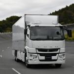 【画像】自動運転建機が動く現場で異常事態発生！　現場に急行する「移動司令室」がもはやSFの世界だった 〜 画像1