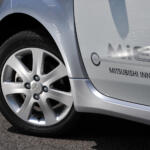 【画像】いま軽自動車EVは成功してるのに……それでも世界初の量産EV「三菱i-MiEV」が売れなかったワケ 〜 画像1