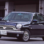 【画像】知らない人が見ればクラシックカー！　実際は2000年に誕生！　初代クラウンをオマージュした観音開きの高級車「トヨタ・オリジン」を知ってるか？ 〜 画像6