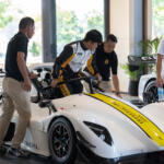 【画像】【試乗】日本でもワンメイクレースを開催予定！　本物の英国製サーキット専用マシン「ラディカルSR3 XXR」に全開試乗した 〜 画像42