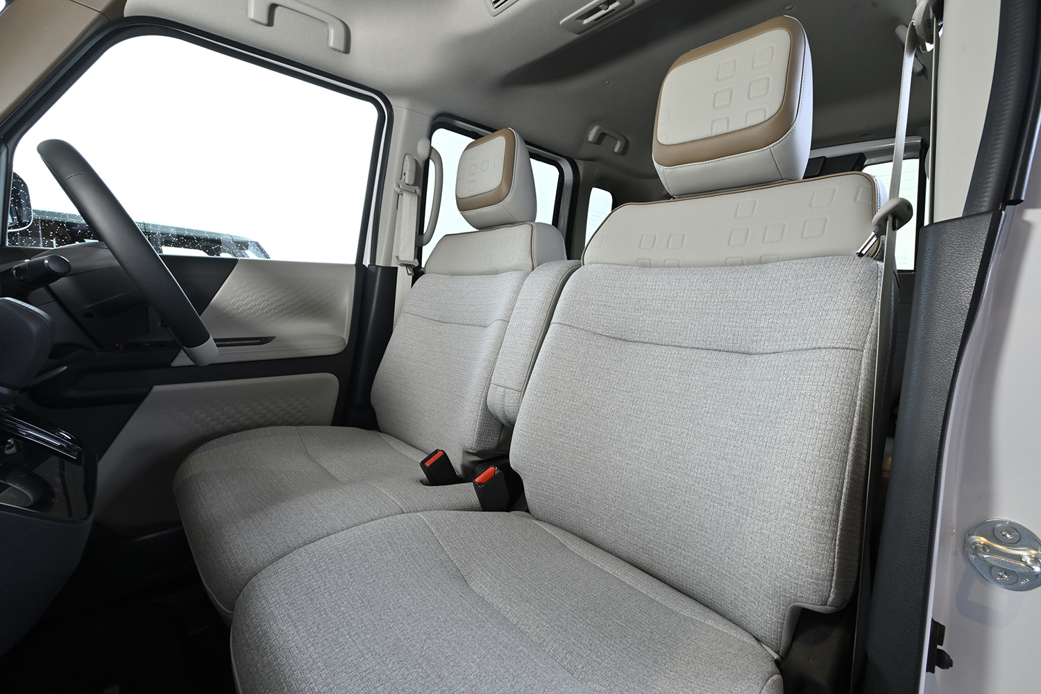 新型日産ルークスのフロントシート 〜 画像44