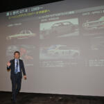 【画像】やっぱり次期型GT-Rは登場する！　R35GT-R「最後の１台」の前で社長が語った未来に日産ファン歓喜!! 〜 画像8