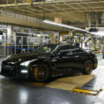 【画像】やっぱり次期型GT-Rは登場する！　R35GT-R「最後の１台」の前で社長が語った未来に日産ファン歓喜!! 〜 画像38