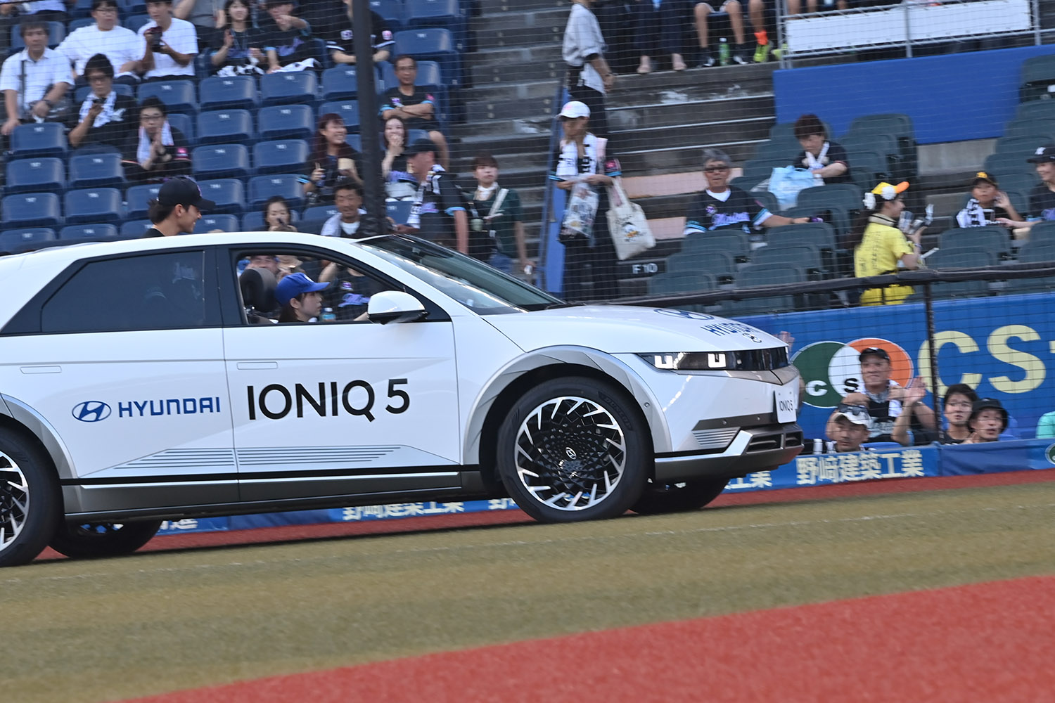 千葉ロッテマリーンズにリリーフカーとしてヒョンデ IONIQ5を２台贈呈 〜 画像24