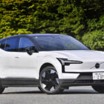 【画像】小粒でスーパースポーツなみにバカっ速なSUV「EX30 クロスカントリー」がマジで凄い 〜 画像33
