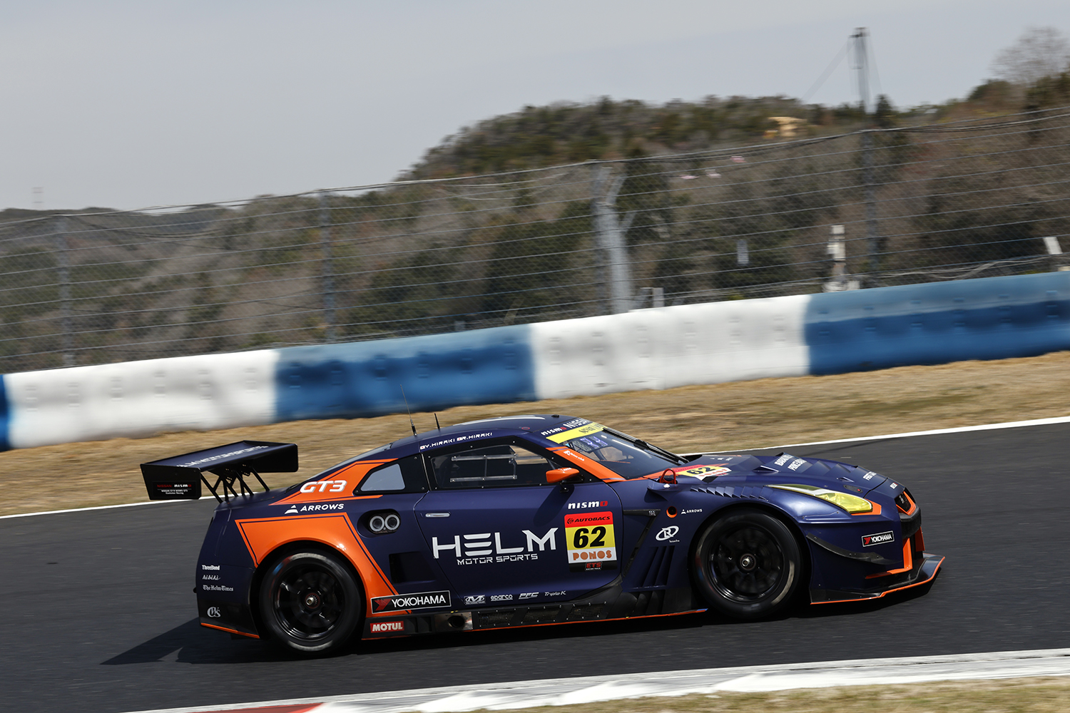 HELM MOTORSPORTS GT-R
