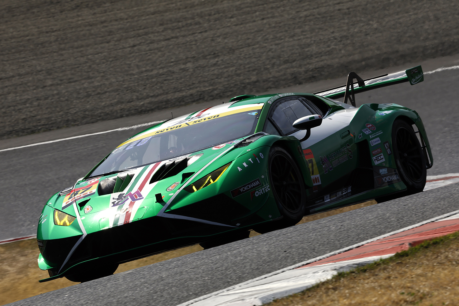 METALIVE S Lamborghini GT3