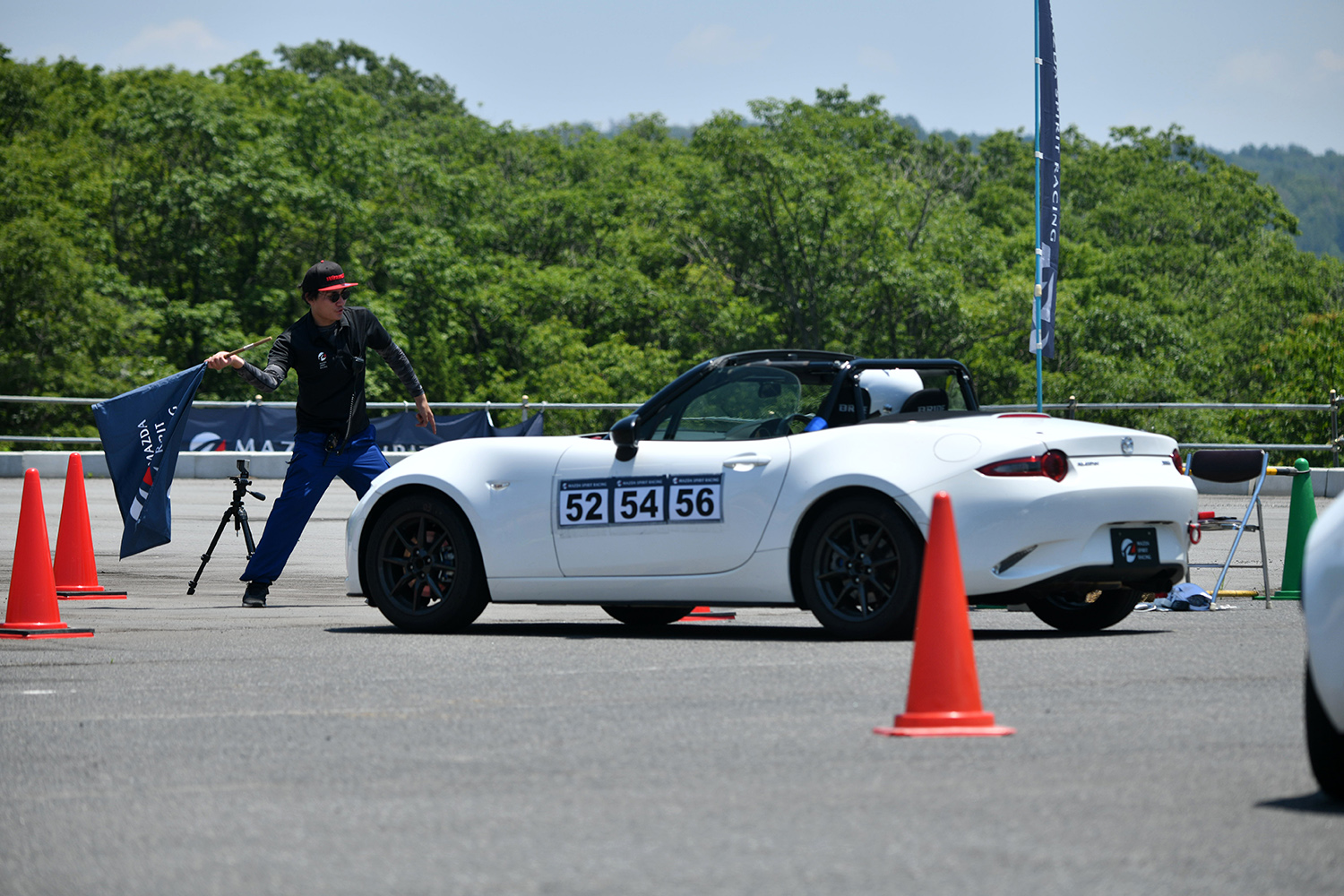 マツダ車以外でもOKなお手軽イベント「ジムカーナ・エクスペリエンス」に参加してみたら楽しすぎた 〜 画像111