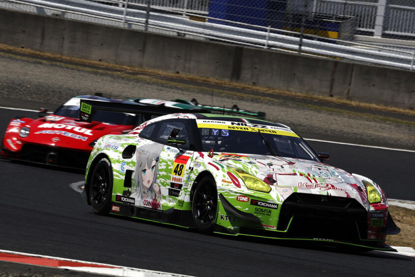 誰でもモータースポーツを楽しめる環境作りが使命！　ジェントルマンドライバーたちで戦い続ける「48号車  NILZZ Racing」【SUPER GT 2025 GT300クラス オールチームラインアップ】