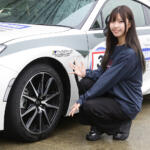 【画像】ペーパードライバーがいきなりサーキットって……アリなんです！　ブリヂストン主催のサーキットチャレンジに「免許をもってるだけ」な女子が参加してみた 〜 画像17