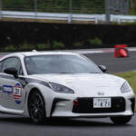 【画像】ペーパードライバーがいきなりサーキットって……アリなんです！　ブリヂストン主催のサーキットチャレンジに「免許をもってるだけ」な女子が参加してみた 〜 画像85