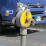 【画像】不要な知識かもしれないけどぜひとも同乗者にドヤってくれ！　道路で見かける「視線誘導標」の名称と役割を知ればもっとドライブが楽しくなる!! 〜 画像9