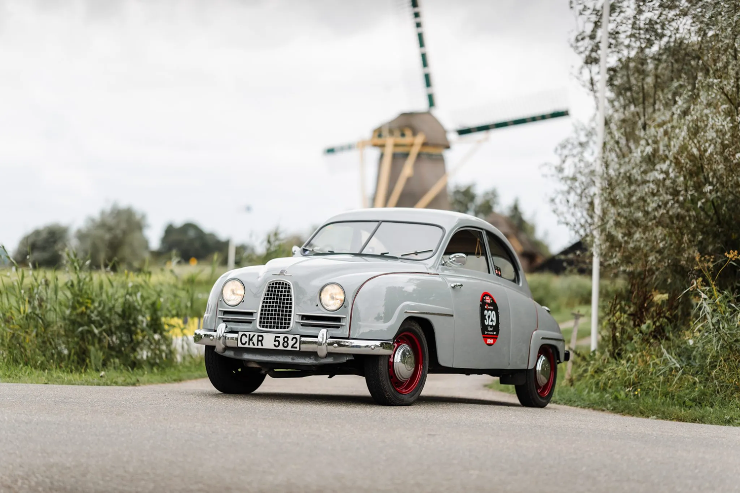 SAAB 93