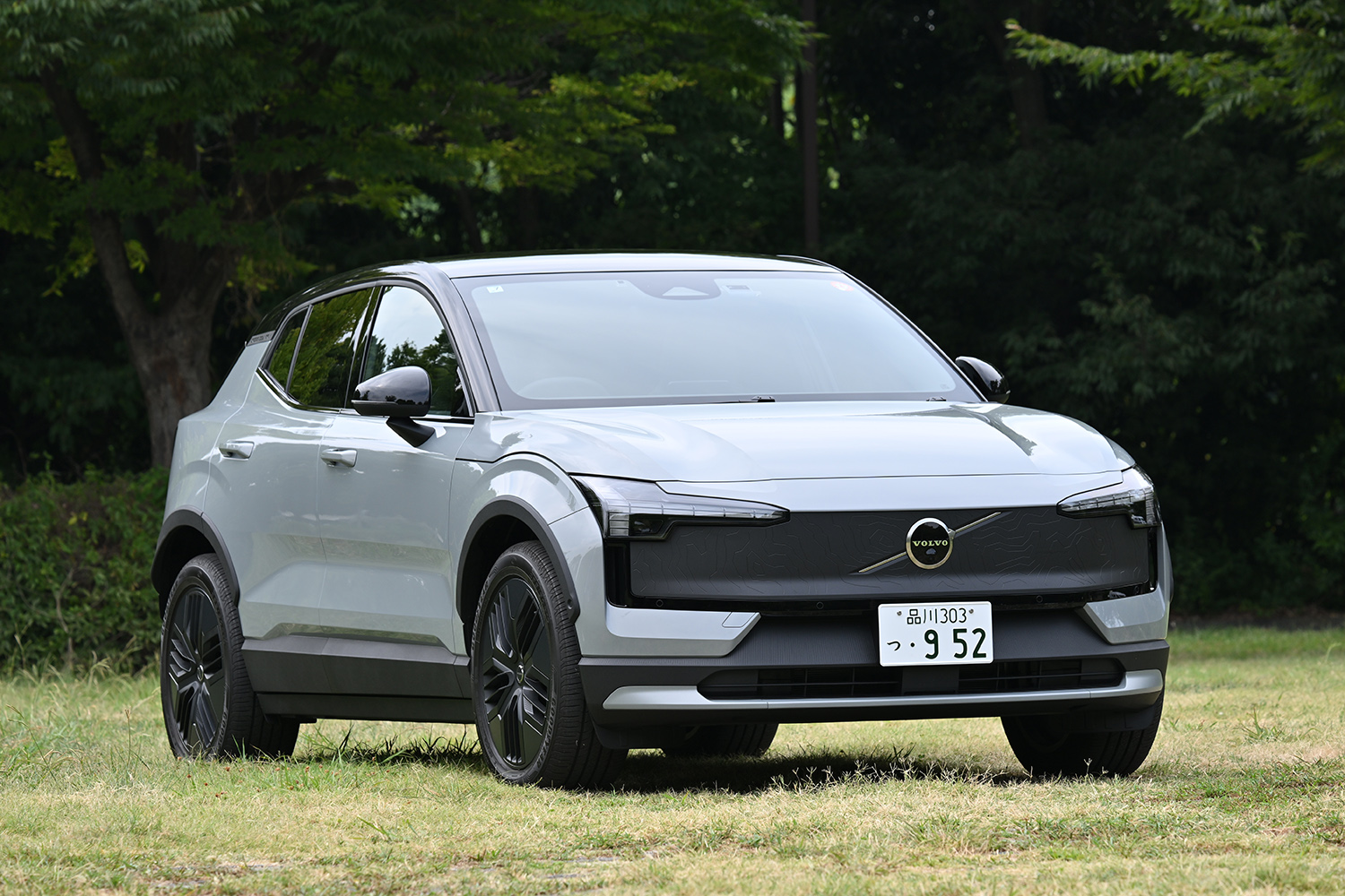 オンもオフもこなせるオールラウンダー「ボルボ EX30 CROSS COUNTRY」が登場 〜 画像1