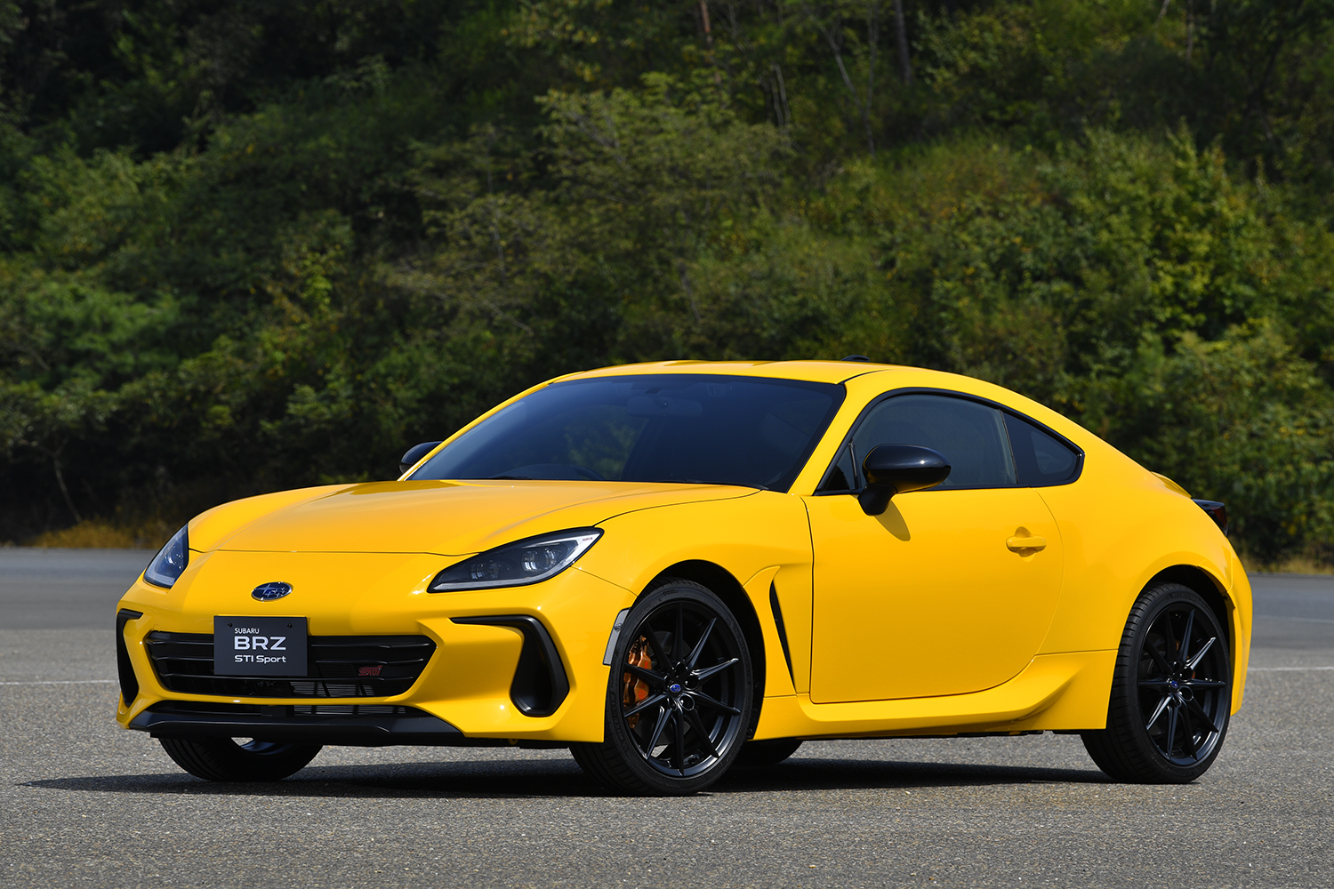 スバルBRZ STI Sport イエローエディションのフロントスタイリング