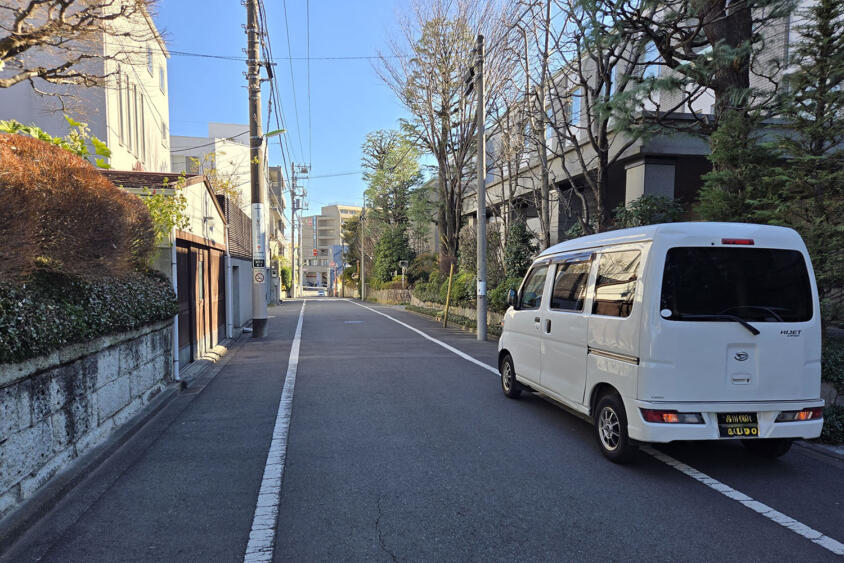 筆者の年イチ仕事「フリーペーパー配達」の時期がやってきた！　１年目は「積み込みすぎて失敗」２年目は「ハリキリすぎて腱鞘炎」３年目の正直で挑む！