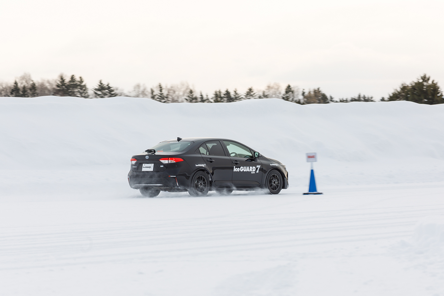 「アイスガード８」のハンパない安心感で雪上ドライブが楽しくなる 〜 画像12