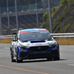 【画像】【試乗】シーズン途中なのにスバルの太っ腹具合マジ!?　Ｓ耐現役参戦車両「ハイパフォＸ」に試乗した 〜 画像42