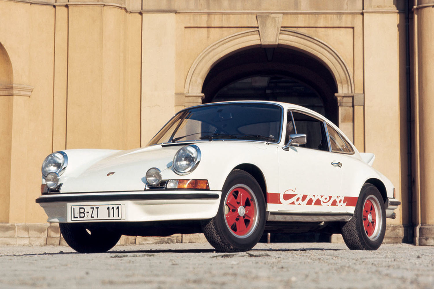 ポルシェ911カレラRS2.7のフロントスタイリング 〜 画像9