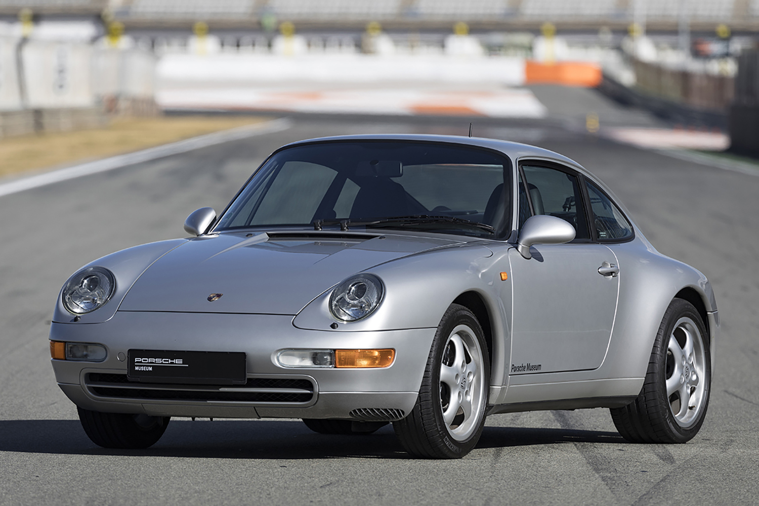 ポルシェ911のフロントスタイリング