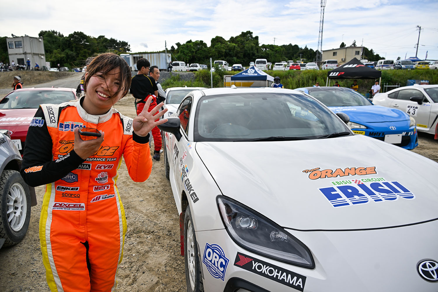 全日本ダートトライアルはFRスポーツカーで参戦する「ダートラ女子」で話題沸騰 〜 画像1