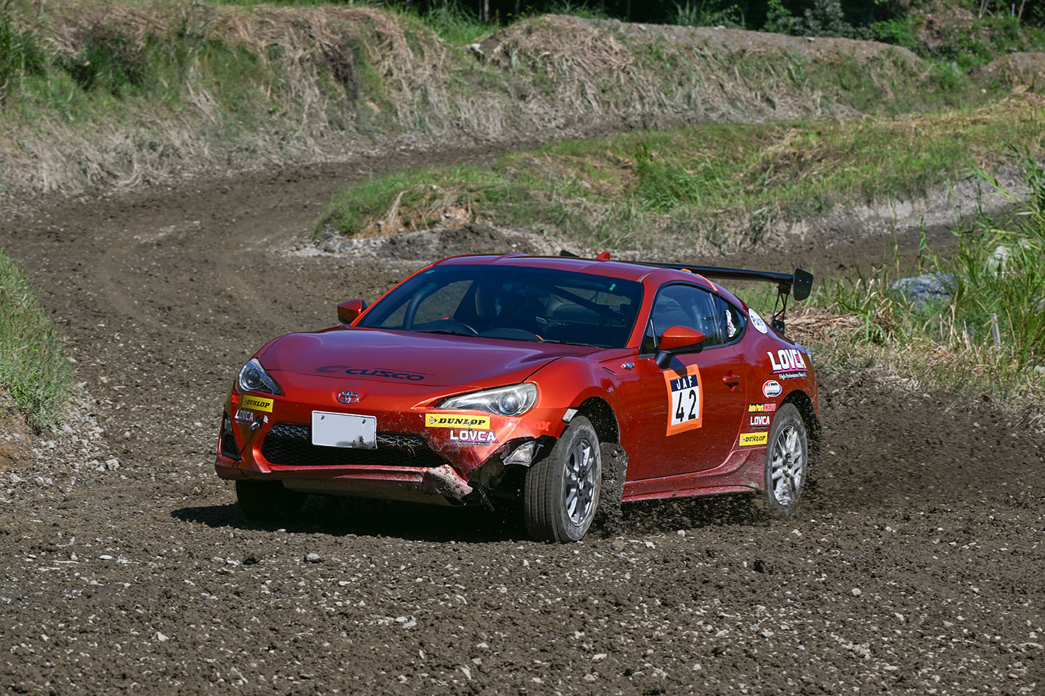 全日本ダートトライアルはFRスポーツカーで参戦する「ダートラ女子」で話題沸騰 〜 画像6