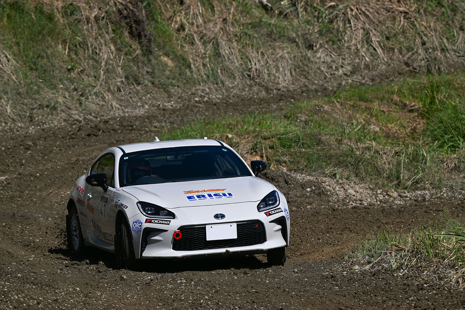 全日本ダートトライアルはFRスポーツカーで参戦する「ダートラ女子」で話題沸騰 〜 画像9