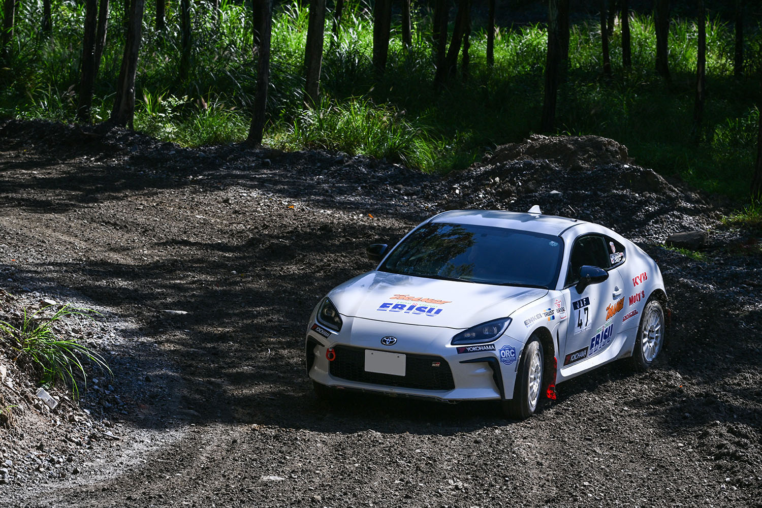 全日本ダートトライアルはFRスポーツカーで参戦する「ダートラ女子」で話題沸騰 〜 画像10