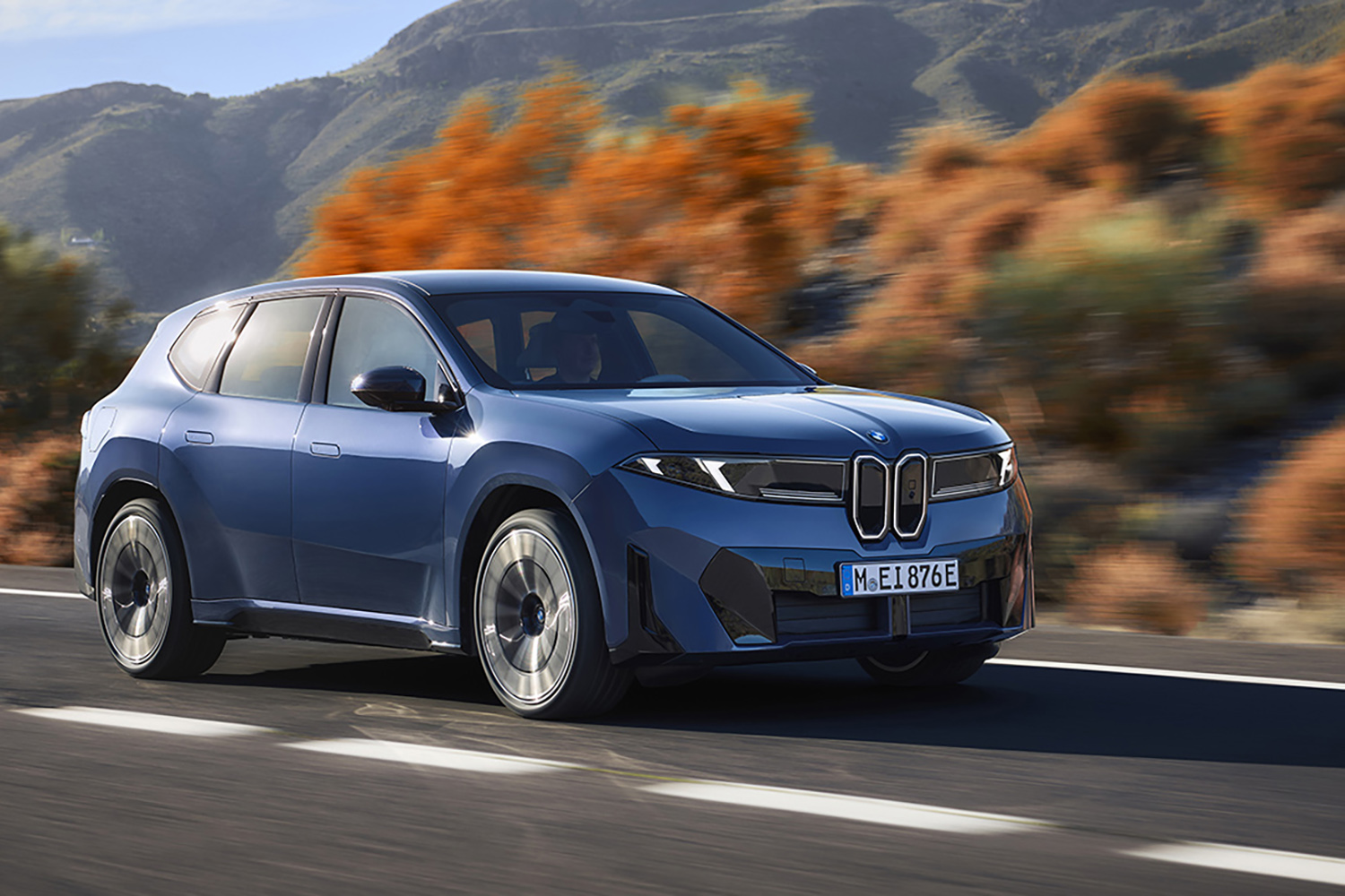 小さくなったキドニーグリルに賛否両論のBMW iXをデザインのプロが斬る 〜 画像10