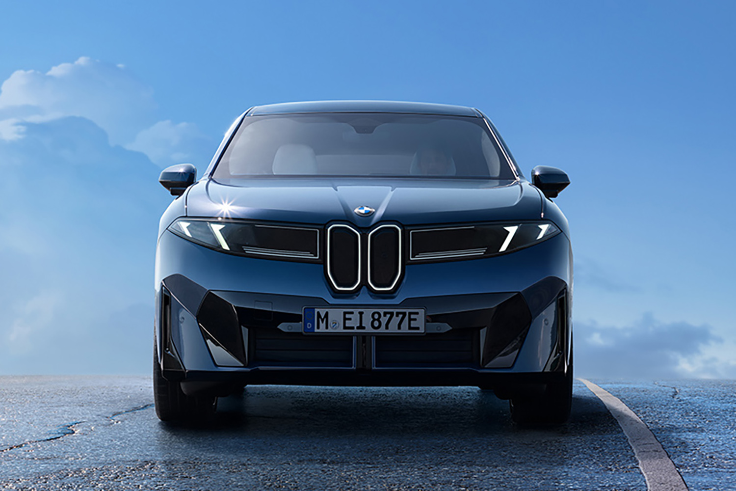 BMW iX3の真正面フロントスタイリング