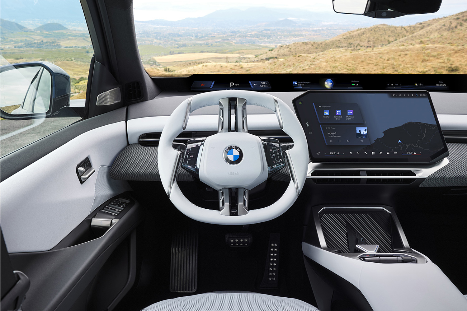 小さくなったキドニーグリルに賛否両論のBMW iXをデザインのプロが斬る 〜 画像42