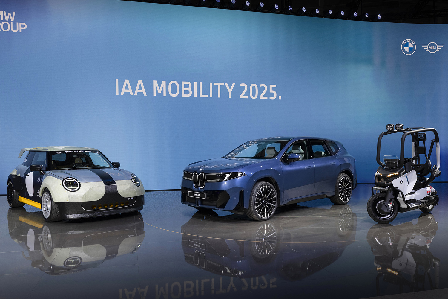 小さくなったキドニーグリルに賛否両論のBMW iXをデザインのプロが斬る 〜 画像58