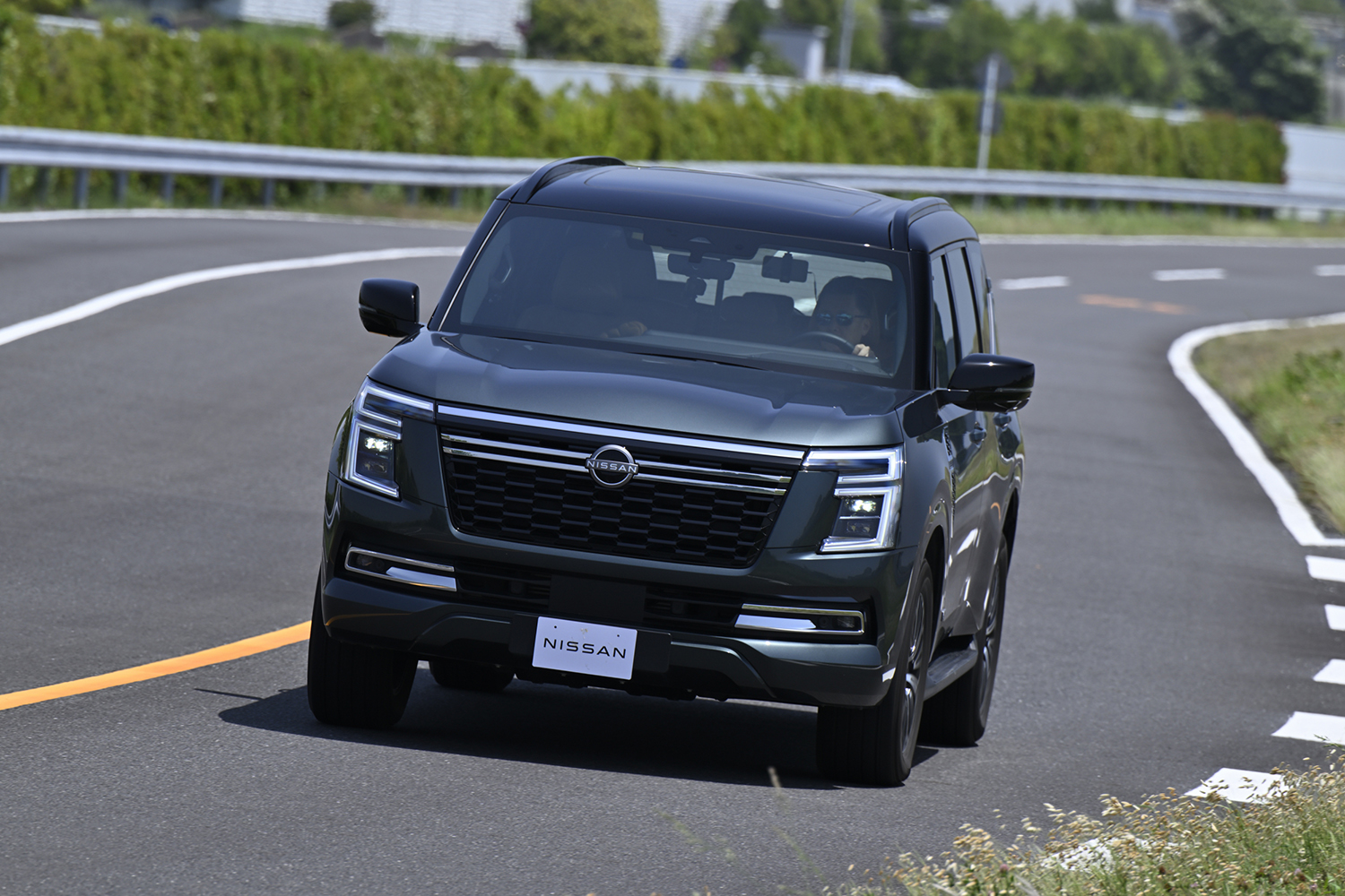 国内未導入の日産パトロールに桂　伸一さんが試乗 〜 画像55