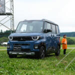 【画像】話題の「超新型デリカミニ」をどこよりも早く展示したのはキャンプ場！　オフロードや登坂の体験もできる「スターキャンプ2025 in 朝霧高原」で三菱車のスゴさを知った 〜 画像3